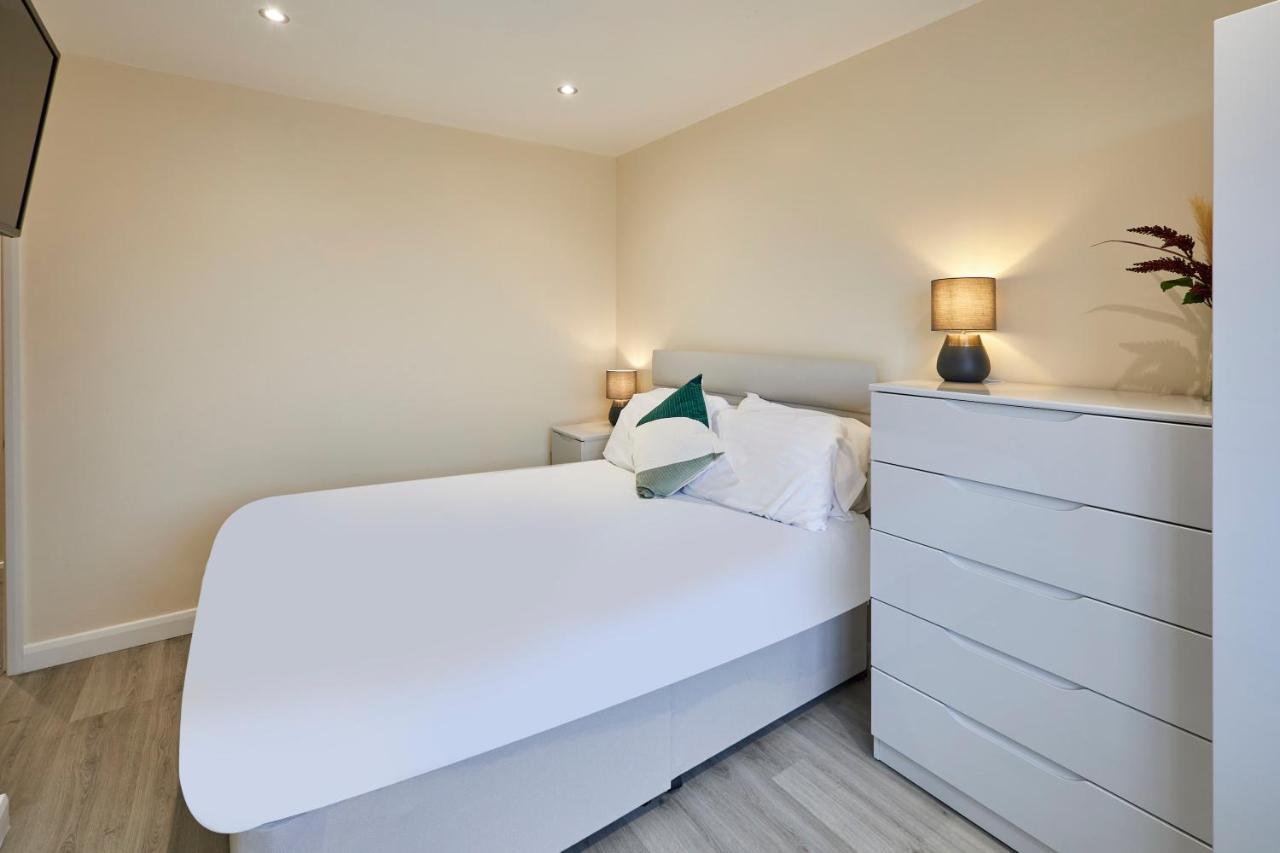Host & Stay - Violet'S View Whitby Bagian luar foto